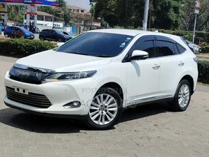 Toyota Harrier 2.0 Premium 2017