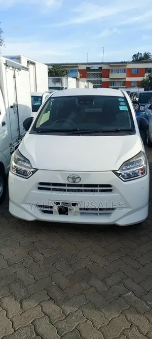 Toyota Pixis Epoch 2019 White