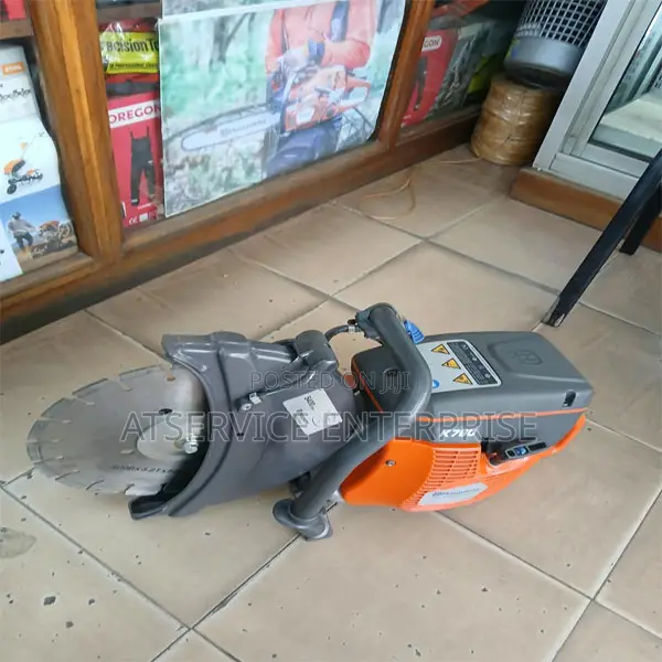 Husqvarna K760 12-Inch Power Cutter - 1