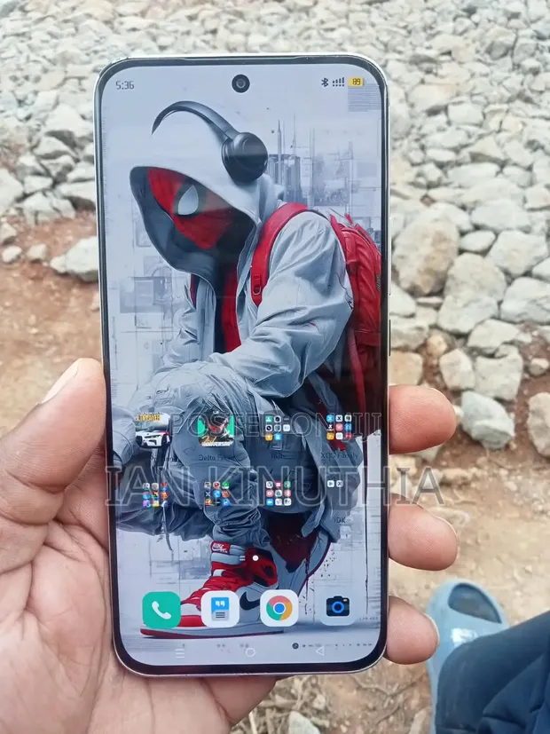 Infinix Hot 60 Pro+ 256GB Nyeusi - 1