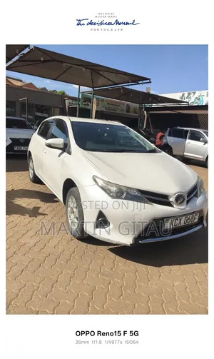 Toyota Auris 2013 White