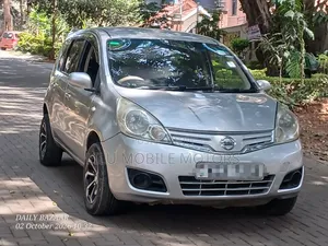 Nissan Note 2012 Silver