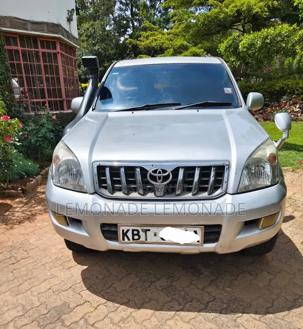Toyota Land Cruiser Prado 3.0 D-4D 5dr 2006 Silver - 1