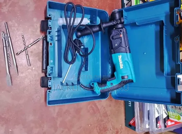 Makita HR2470F Heavy-Duty Rotary Hammer Drill - 1