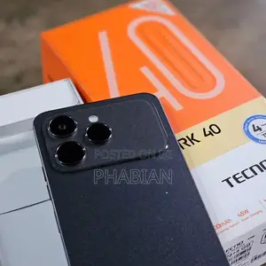 Tecno Spark 40 128GB Black