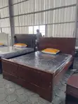 Queen Size Mahogany Bed with HD Mattress - 1