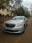 Toyota Crown Majesta 4.6 RWD 2012 Nyeupe - 4