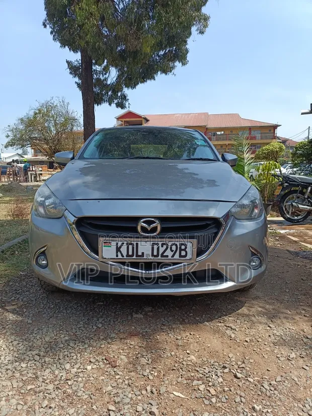 Mazda Demio 2015 Kijivu - 1