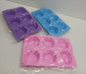 Terei ya Cupcake ya Silicone yenye Matundu 6