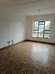 Eneo la Biashara la Ofisi Linapatikana kwa Kukodisha Westlands - 1