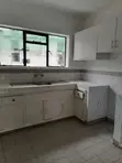 Eneo la Biashara la Ofisi Linapatikana kwa Kukodisha Westlands - 2