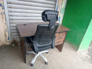 Boss Office Products Headrest Chair - Brand New