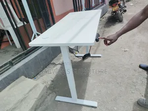Adjustable Electric Standing Table - Brand New