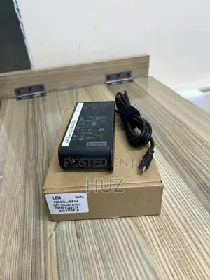 Lenovo Type-C 95W Adapta Halisi