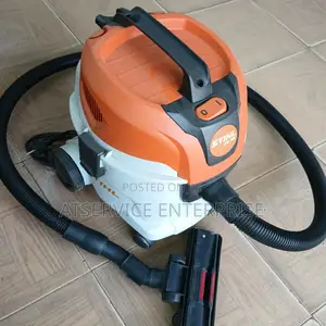 STIHL SE 33 Wet & Dry Shop Vacuum Cleaner