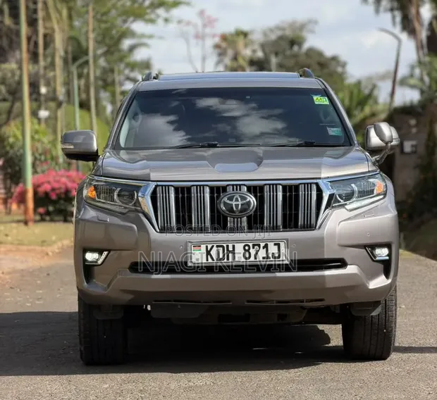 Toyota Land Cruiser Prado 2.8 TXL 2017 - 1