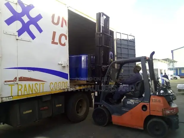 Huduma ya Forklift kwa Upakiaji na Usafirishaji Mzito - 1