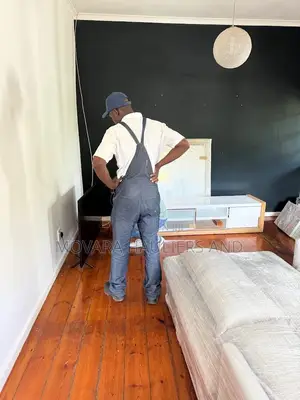 Wabeba Mizigo na Wapaketi Wenye Umahiri - Komarock/Njiru