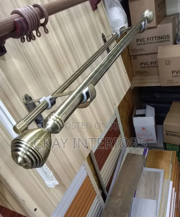 Rods za Pazia Zilizopakwa kwa Madirisha Yenye Nta na Yenye Mviringo - 1