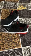 Puma Classic Sneakers - Size 39 - 1