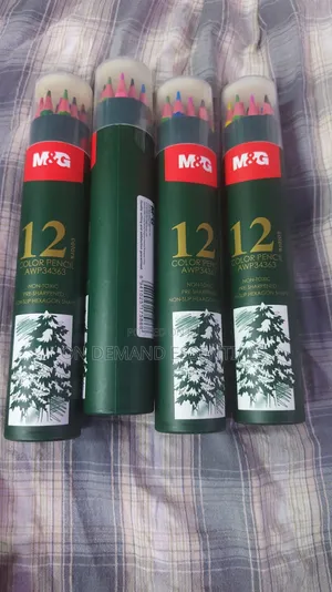 Penseli za Rangi za MG (12pcs)