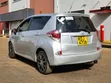 Toyota Ractis 1.5 FWD 2015 Silver - 3