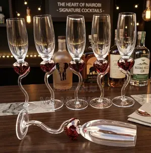6 Vipande vya Champagne Flutes vya Moyo