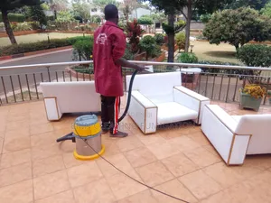 Huduma za Kusafisha Sofa na Magodoro