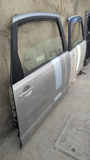 Toyota Porte 2008 Mlango Unaoteleza