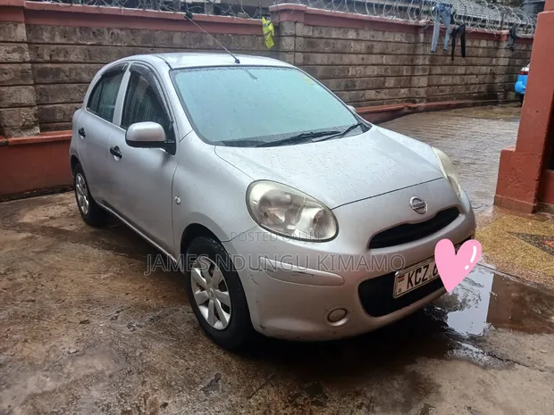Nissan March 2013 Nyeupe - 1
