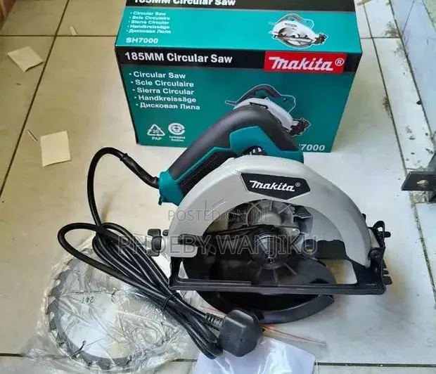 Makita Professional 7" Circular Saw Inayoaminika - 1