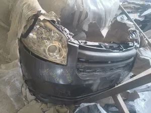 Toyota Noah Nosecut (2008-2010)