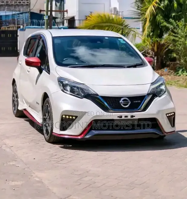 Nissan Note 2019 Nyeupe - 1