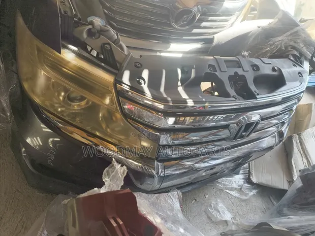 Honda Stepwagon 2012 Nosecut - 1