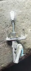 Toyota Hilux Clutch Cylinder (Used) - 1