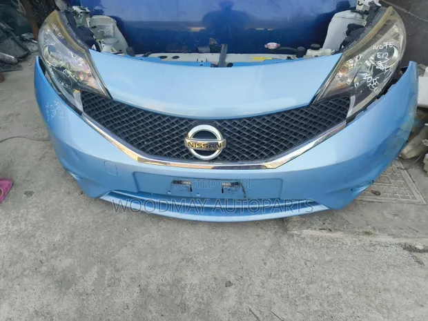 Nissan Note E12 Nosecut Xenon - 1