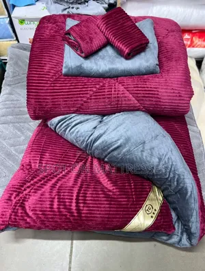 High Quality Warm Velvet Duvet 6x7