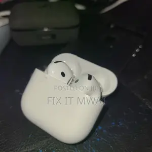 Apple AirPods Pro 4 ANC