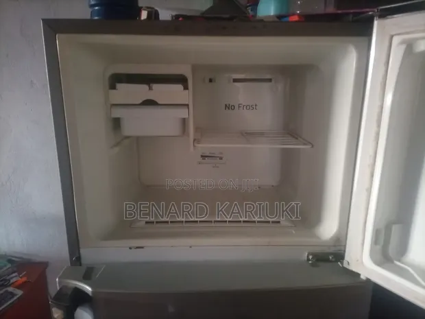 Samsung Fridge ya Juu ya Freezer - Imetumika - 1