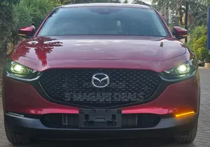 Mazda CX-30 2020 Nyekundu