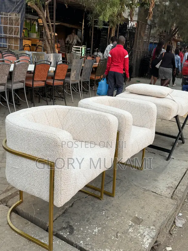 Set ya Viti 2 vya Styling na Lash Bed - Mpya Kabisa - 1