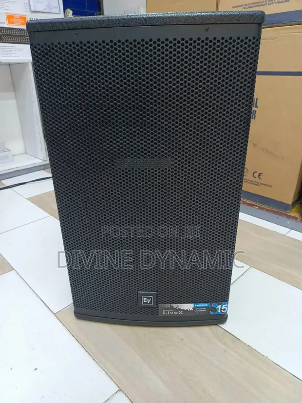 Electro-Voice ELX115 Speaker Kamili - 1