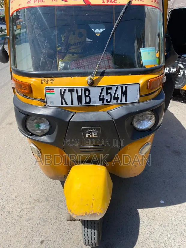 Bajaj RE 2017 Three-Wheeler - 1