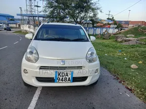 Toyota Passo 2014 Automatic White