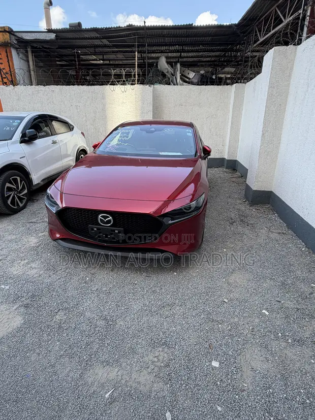 Mazda 3 Hatchback 2021 Red - 1