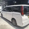 Toyota Esquire 2014 White - 4