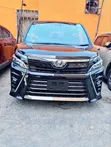 Toyota Voxy V 2WD 8-Seater 2019 Black - 2