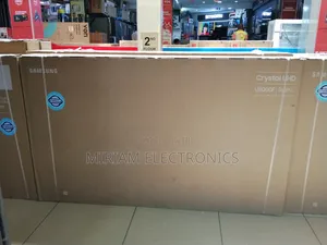 Samsung 75" Crystal UHD 4K Smart TV (75U8000FU)