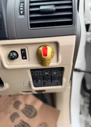 Toyota Land Cruiser Prado 2019 White