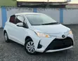 Toyota Vitz 2019 Nyeupe - 2